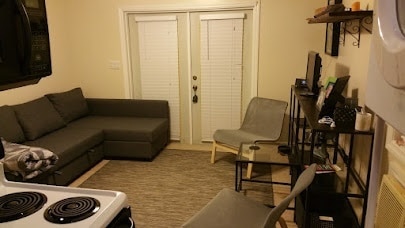 Building Photo - 667 5th St S