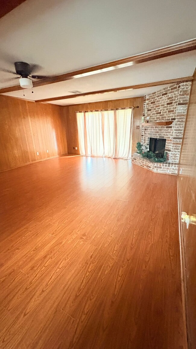 Building Photo - 21514 Greenham Dr