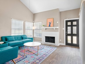 Building Photo - The Townhomes on Peacock Hill