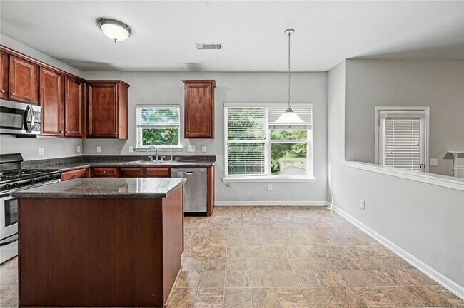 Building Photo - 1230 Grey Rock Way