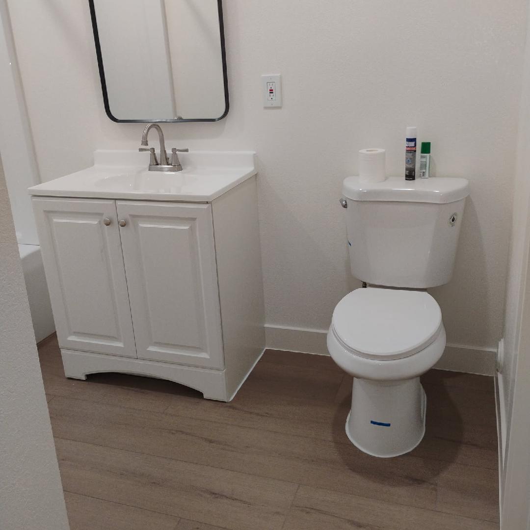 Bath - 6919 Seville Ave