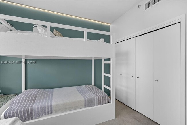 Building Photo - 251 Crandon Blvd