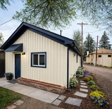 Building Photo - 107 Cheyenne Blvd