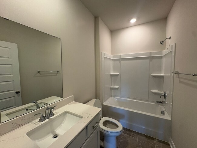 Building Photo - Beautiful Home with Space, Comfort & Modern Convenience