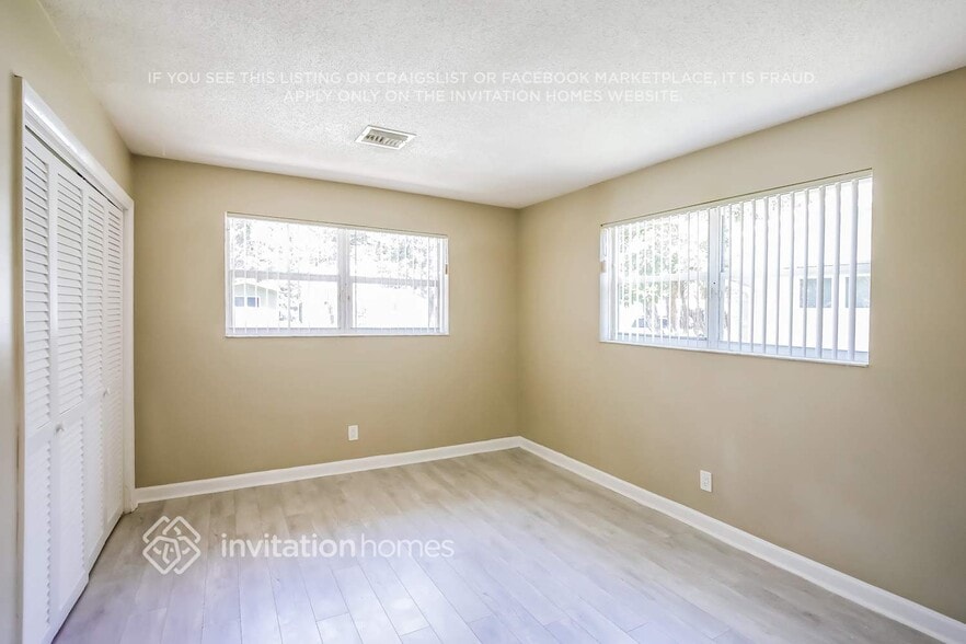 Building Photo - 1810 N 47th Ave