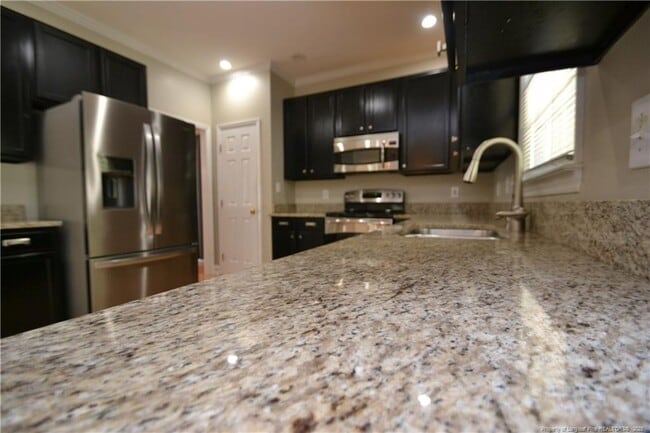 Building Photo - 6524 Englehardt Dr