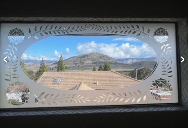 Building Photo - Beautiful Remodeled Home in highly desirable Laguna Lake Neighborhood