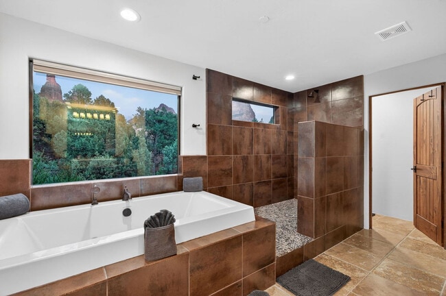 Building Photo - 107 Rufous Ln