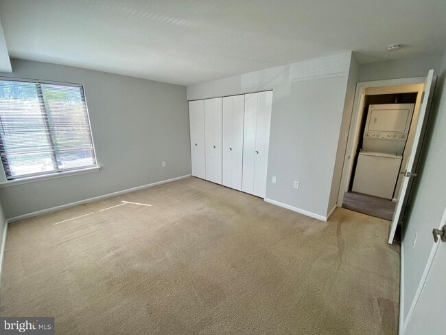 Building Photo - 1121 Castle Harbor Way