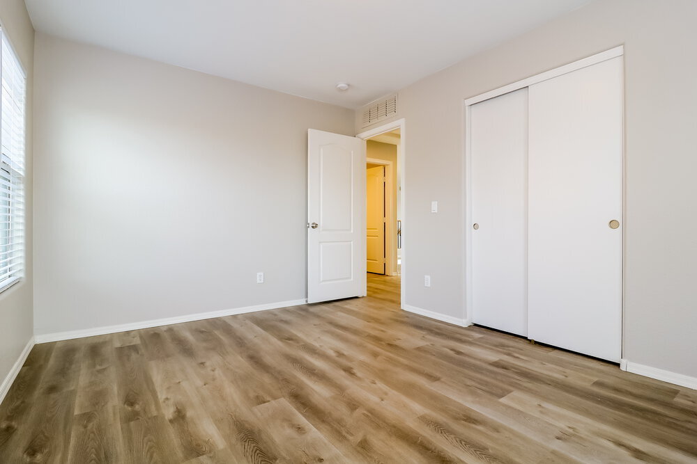 Building Photo - 6326 W Harwell Rd