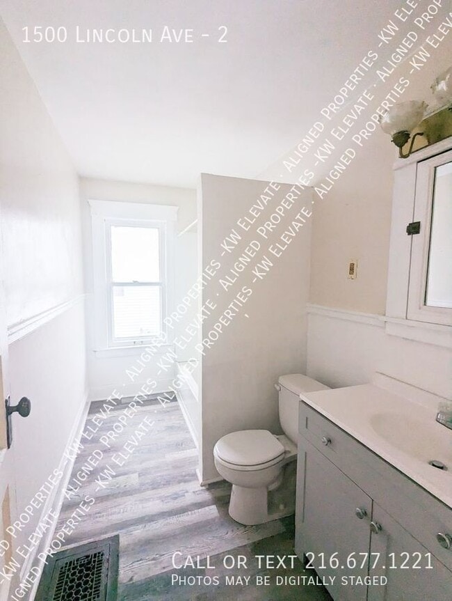 Building Photo - 1500 Lincoln Ave