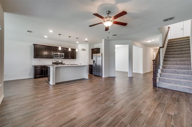 Building Photo - 1305 Rembrandt Dr