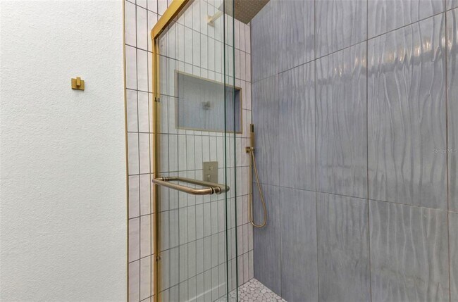 Building Photo - 1611 Sheehan Blvd