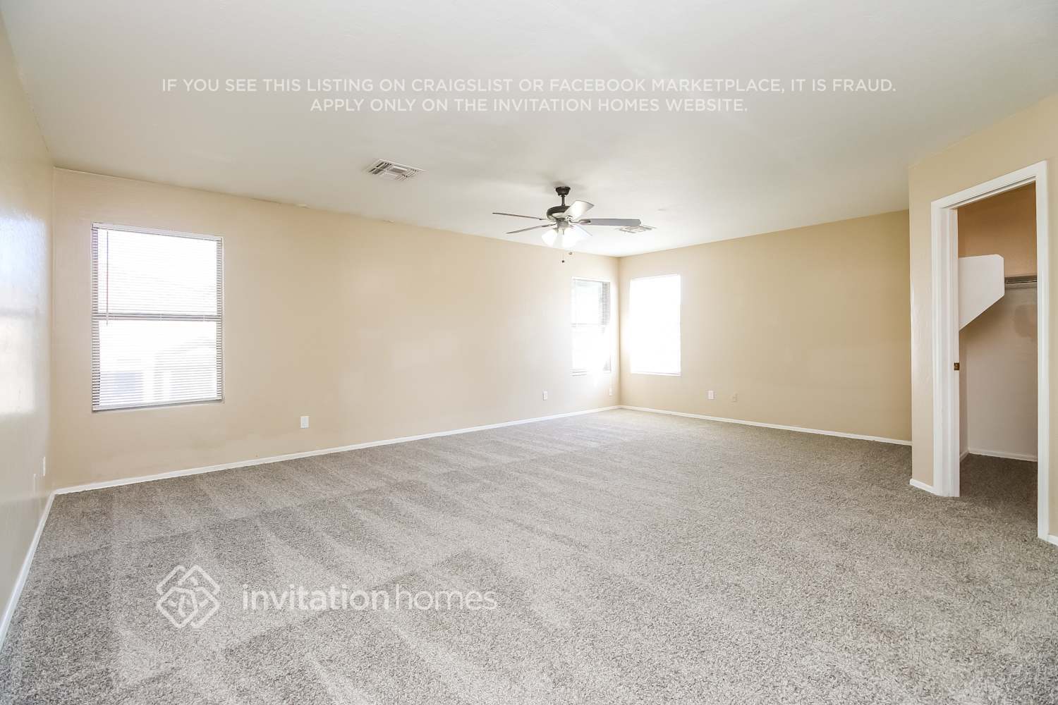 Building Photo - 11458 E Ramblewood Ave