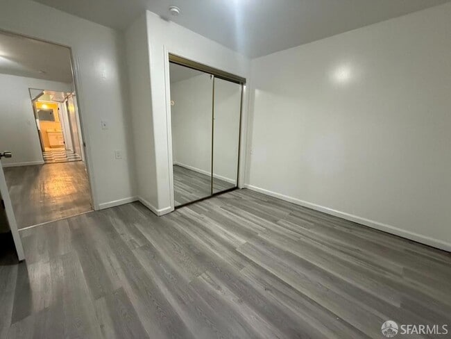 Building Photo - 346 Monticello St