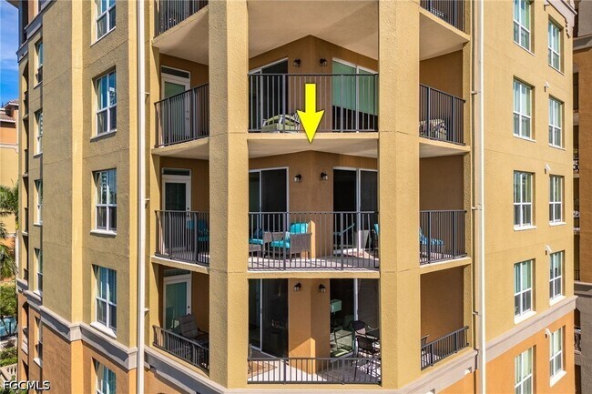 Building Photo - 2825 Palm Beach Blvd