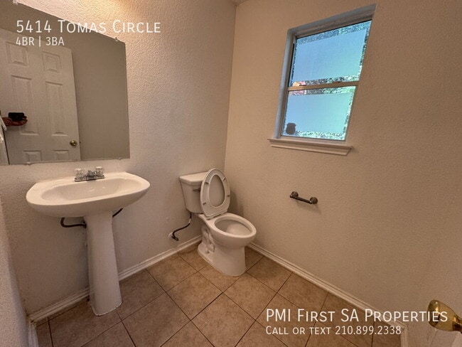 Building Photo - 5414 Tomas Cir.