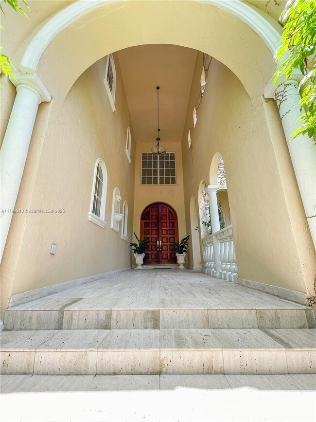 Building Photo - 194 Caoba Ct