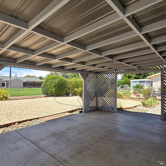 Building Photo - 102 Lassen Cir
