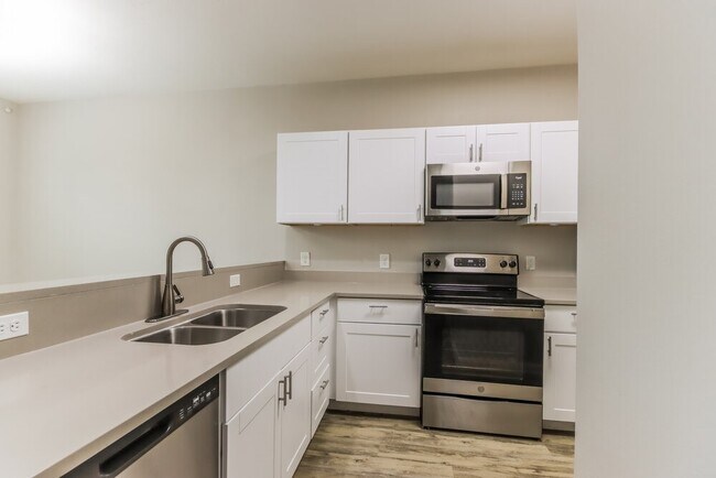 Building Photo - 10122 Berrypatch Ln