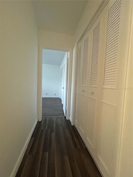 Building Photo - 110 Broward Dr