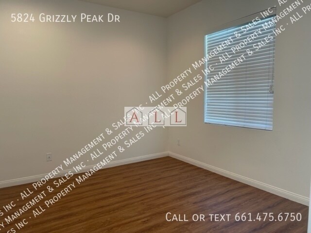 Building Photo - 5824 Grizzly Peak Dr