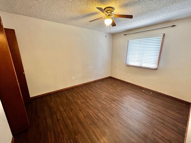 Building Photo - Spacious 4 Bed, 3 Bath Ranch in South Fort Collins