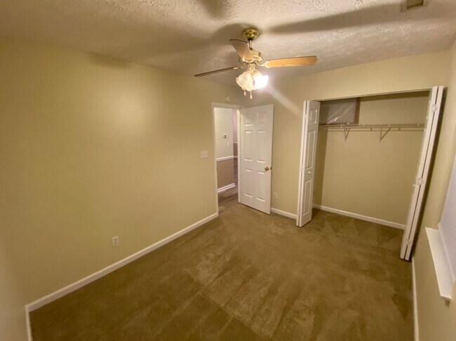 Building Photo - Wonderful 3 Bedroom Raleigh Ranch Home