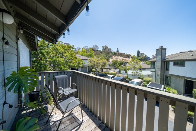 Building Photo - 3459 Reynard Way