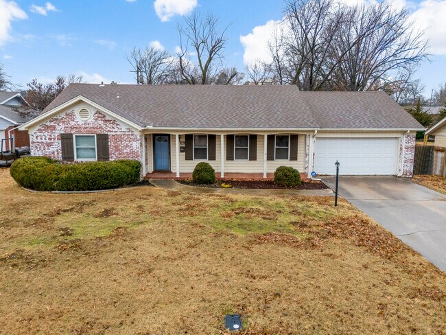 Building Photo - 6010 S 73rd East Ave