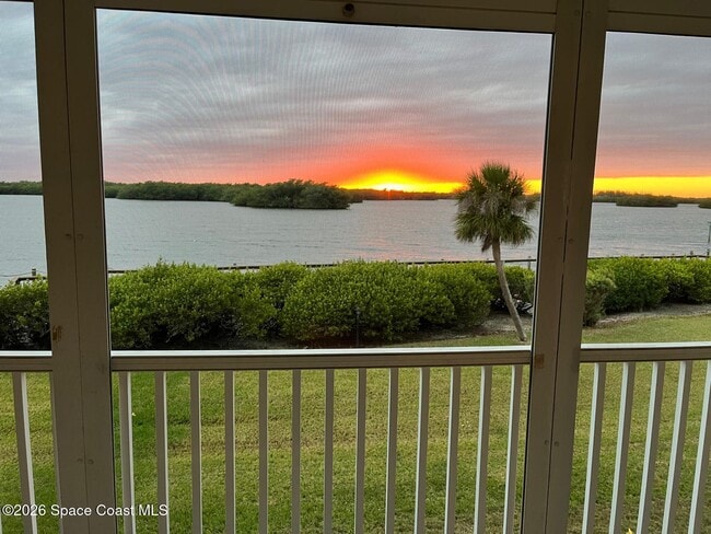 Building Photo - 630 S Brevard Ave