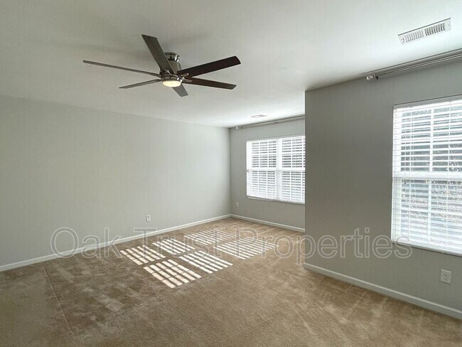 Building Photo - 3329 Conservancy Ln