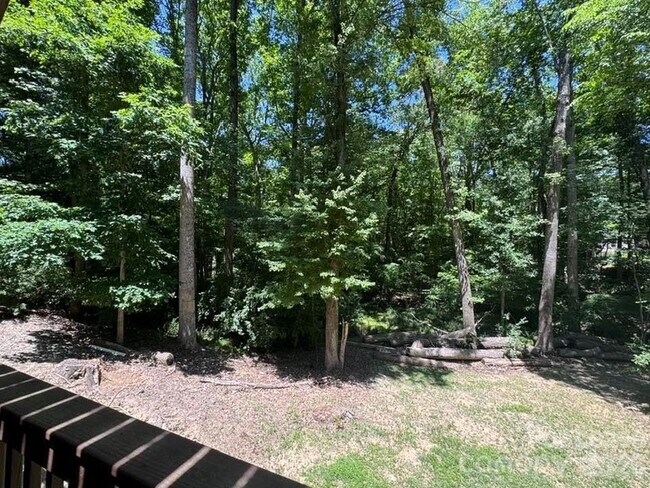 Building Photo - 6629 Tuskan Dr