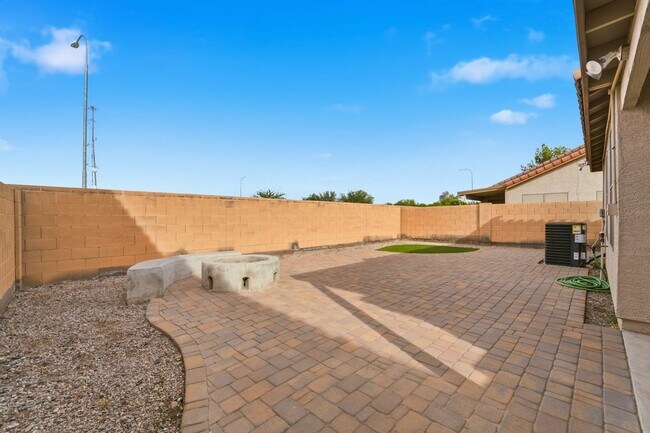 Building Photo - Quiet Cul-De-Sac Living in the Heart of Chandler