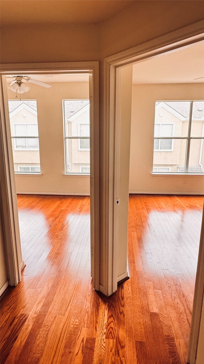 Building Photo - 12707 Boheme Dr