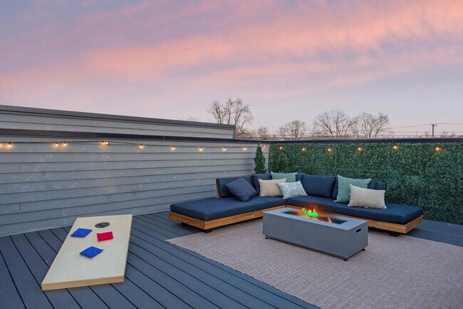 Building Photo - 911 Ramsey St