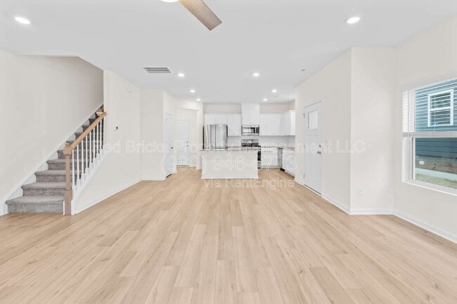 Building Photo - 7145 Bentz St