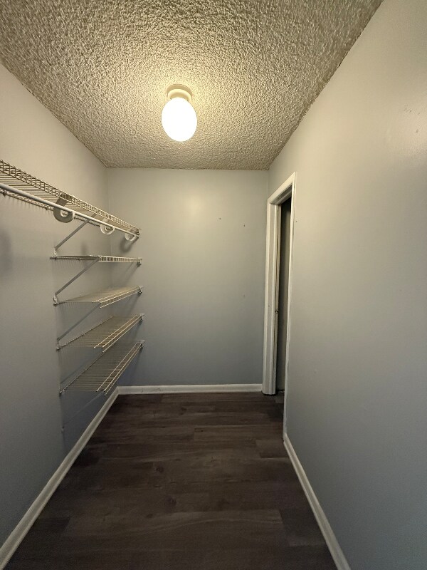 Building Photo - 2105 Florence Ave