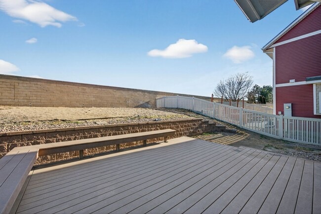 Building Photo - Amazing 3 bedroom home