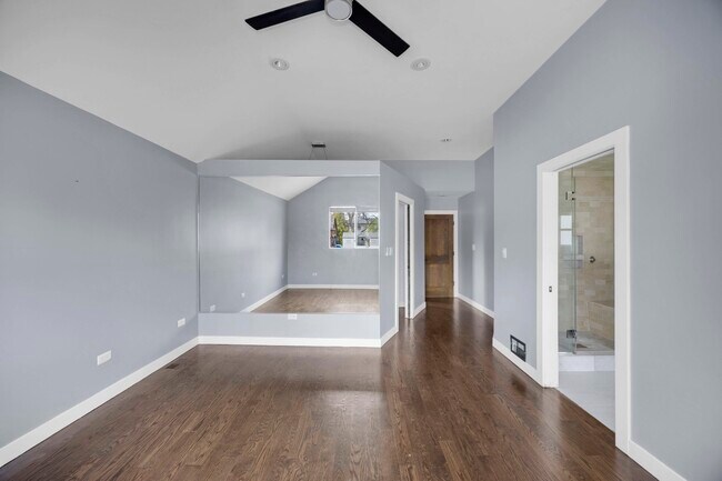 Building Photo - 9059 Oneill Dr