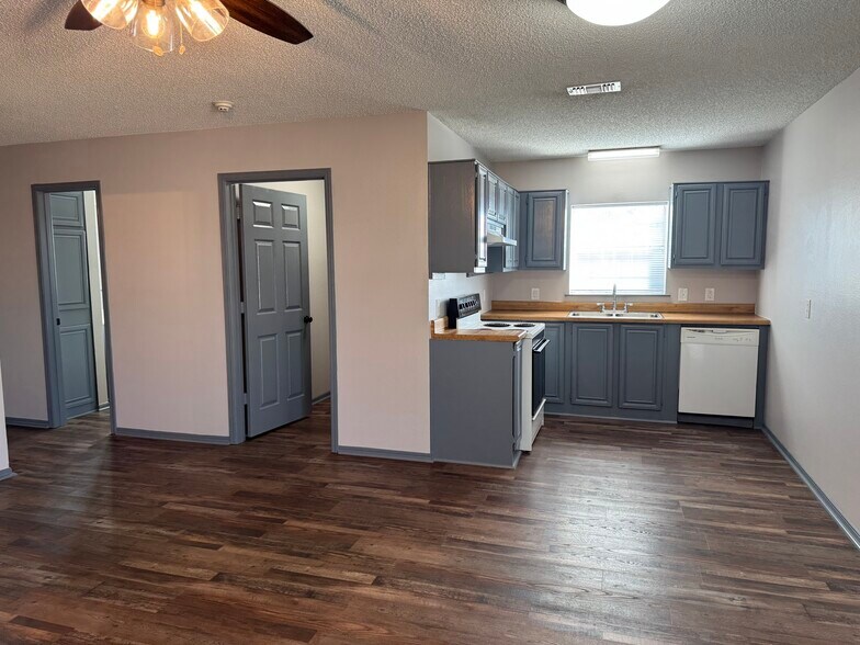 Building Photo - 36908 State Highway 64