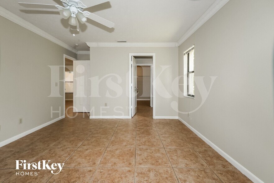 Building Photo - 1829 SW California Blvd