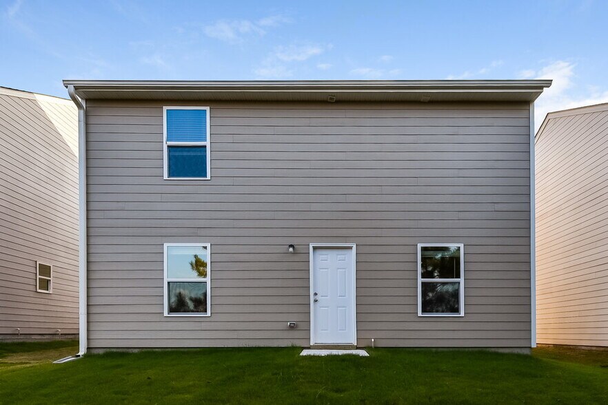 Building Photo - 397 Jada Ln