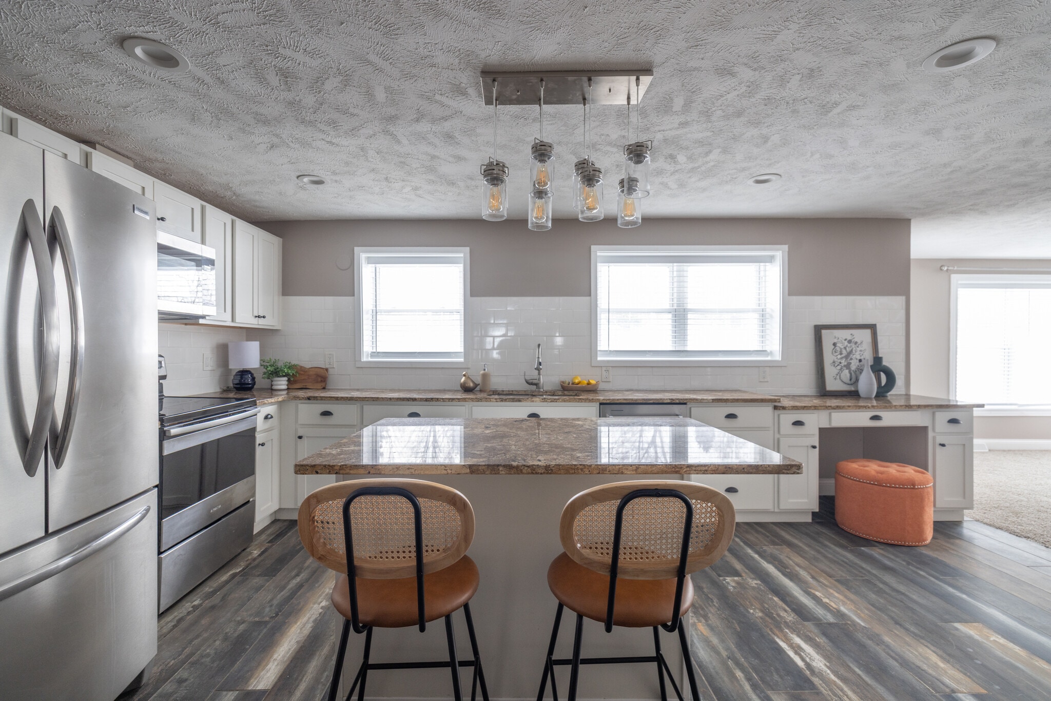 Building Photo - 4226 Broadview Rd