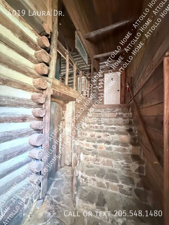 Building Photo - 4019 Laura Dr