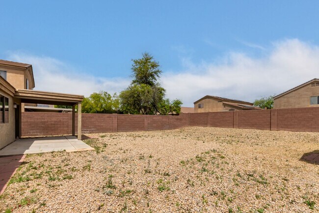 Building Photo - Single-Story 3 Bedroom Home in Rancho El Mirage