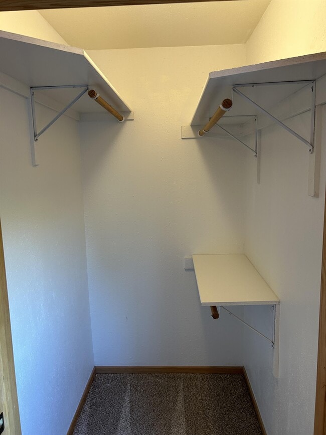 Building Photo - 3240 E Capitol Ave