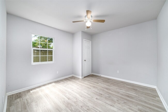 Building Photo - 1309 Jefferson St