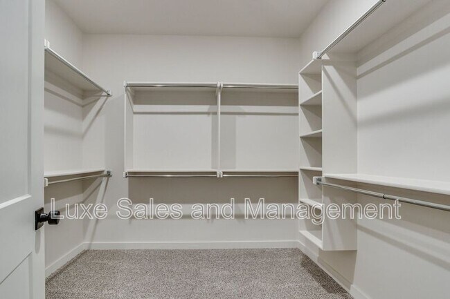 Building Photo - 8305 NW 163rd Ter