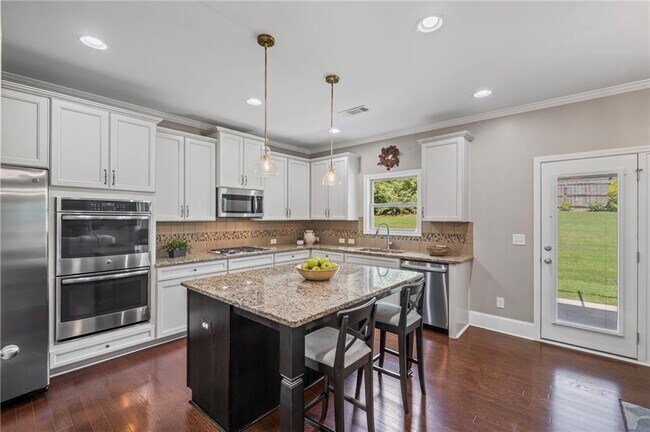 Building Photo - 3420 Pleasant Springs Dr